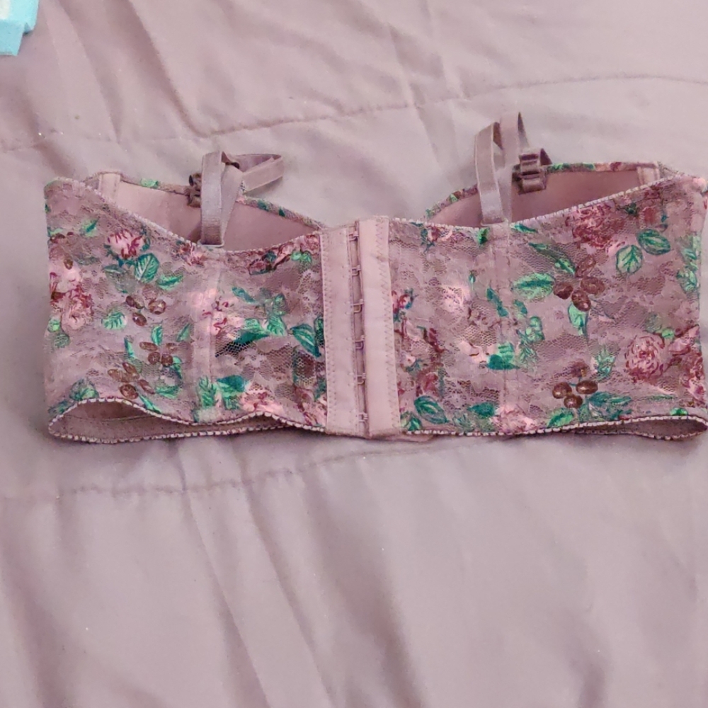 Bra - Picture 3 of 3